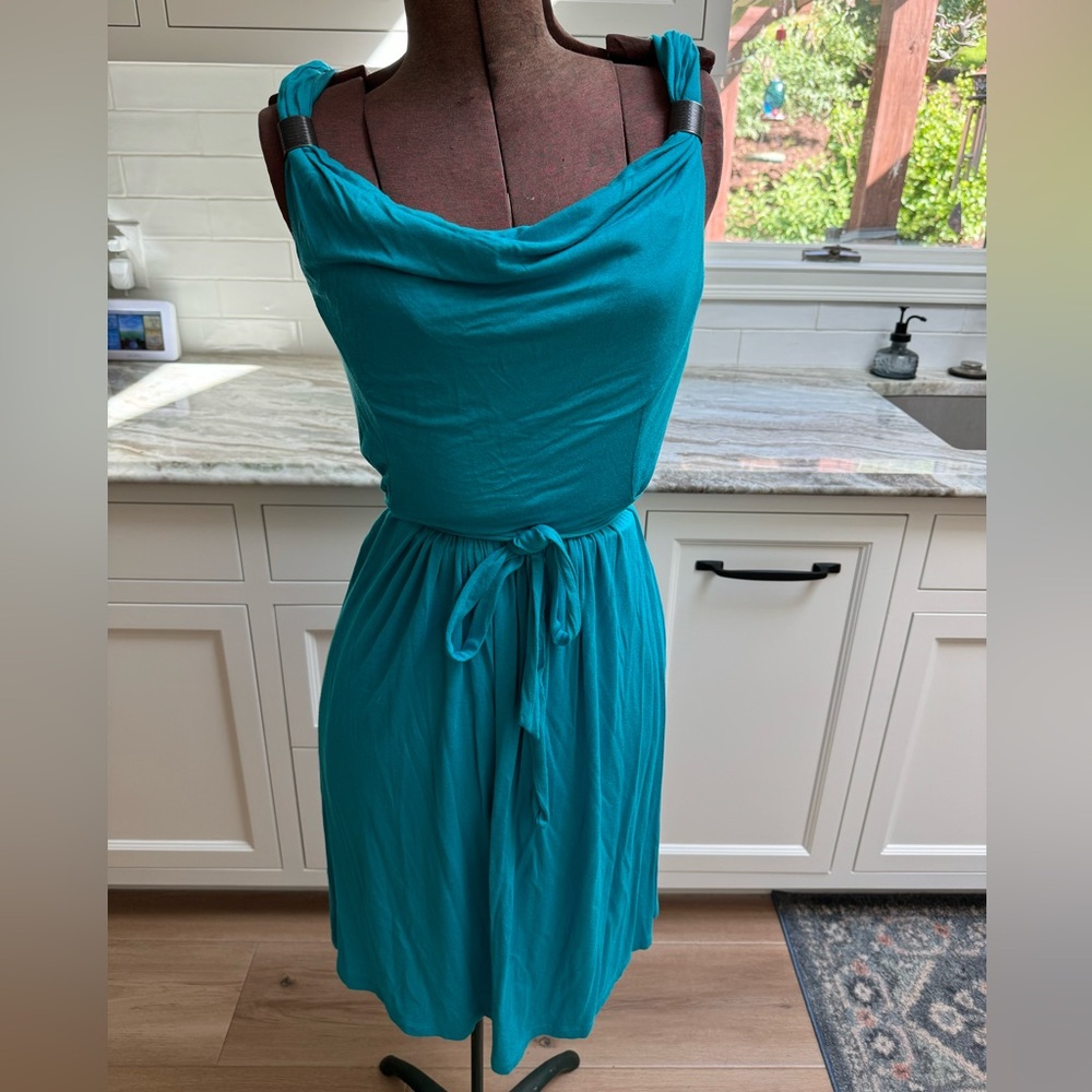 Worn less than 3 times, Apt. 9 Sz M teal super soft dress, smoke free home